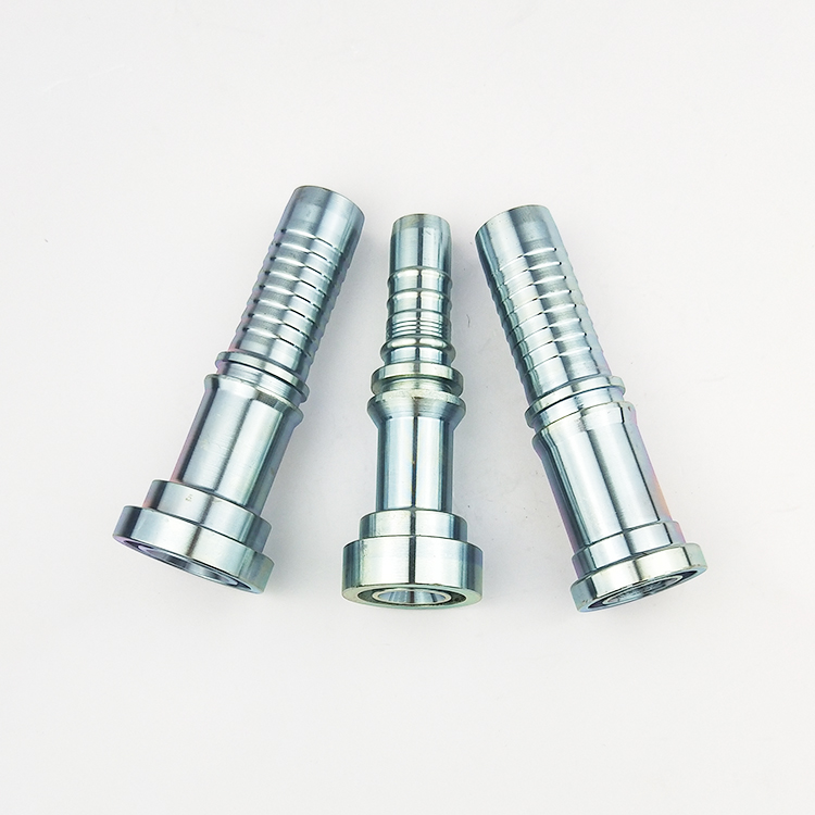 Raccord de tuyau hydraulique JIS 88111
   